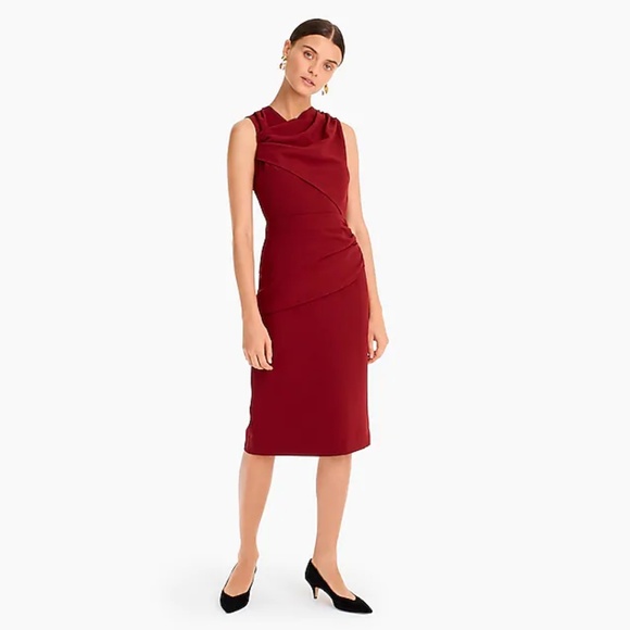 🌸High-neck Sheath Dress in crepe - Burgundy🌸 - Picture 2 of 6